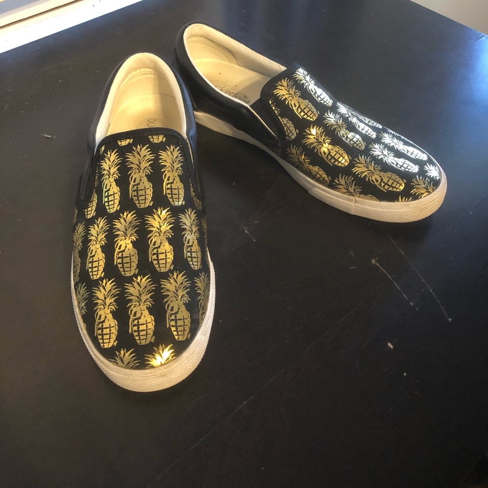 Bucketfeet Pineapple Slip-ons